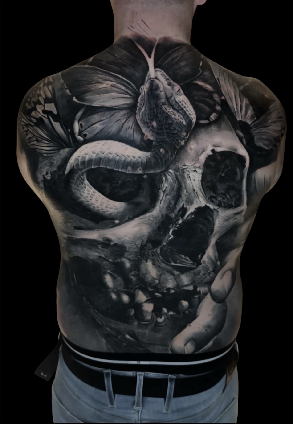 Black & Grey Realism tattoo by Belén